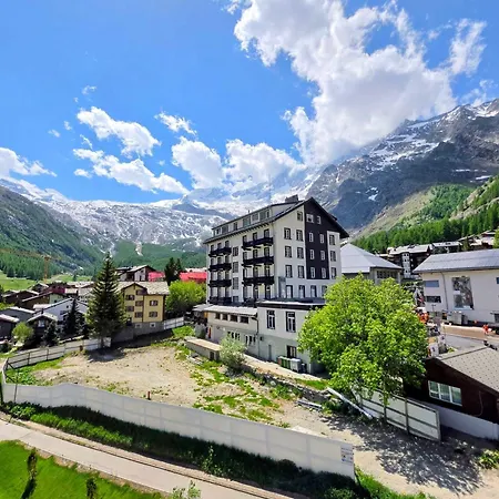 Mag Du Glacier - Brand New & For 6 Pax Appartamento